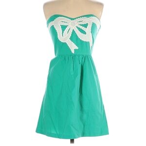 Strapless bow dress